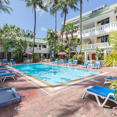 The Expat Hotel Patong Exterior foto