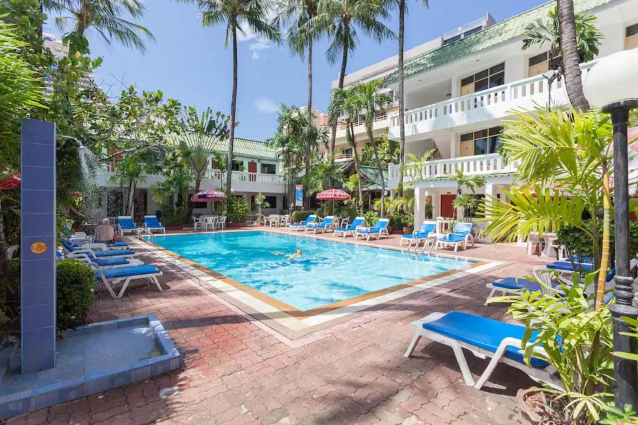 The Expat Hotel Patong Exterior foto