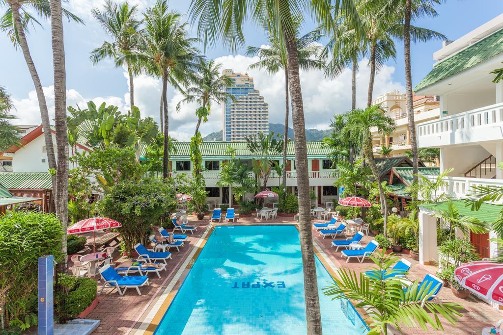 The Expat Hotel Patong Exterior foto