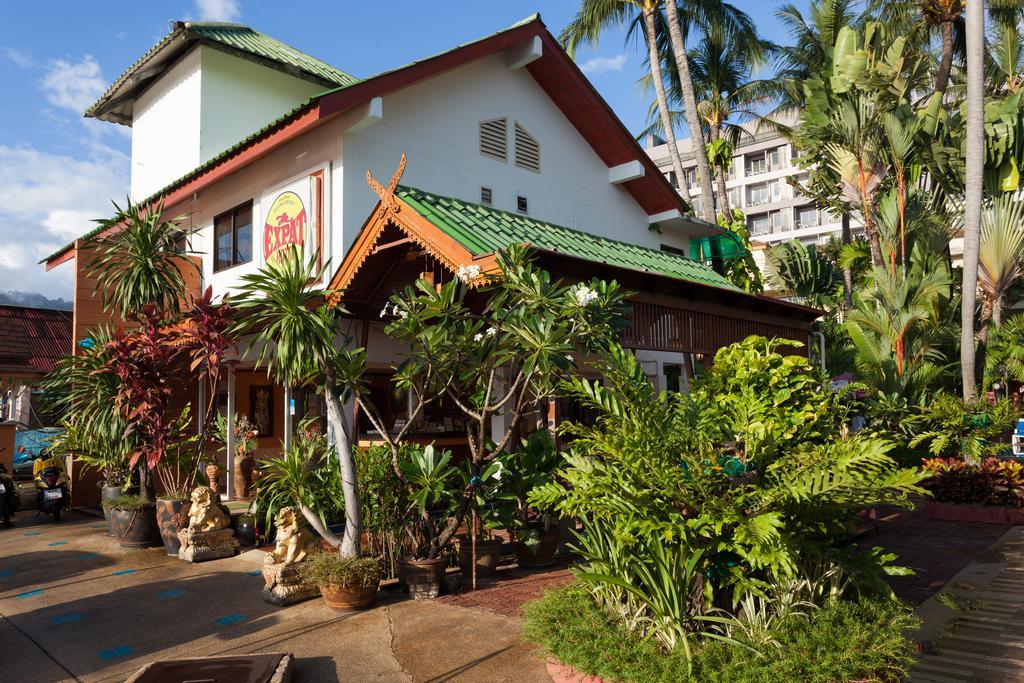 The Expat Hotel Patong Exterior foto